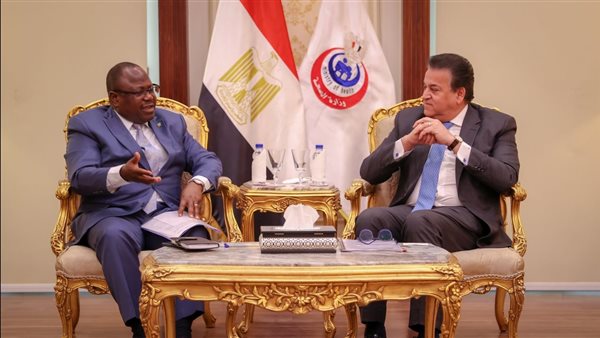 خالد عبد الغفار والسفير