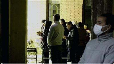 أسرة زكي فطين عبد الوهاب تتلقى عزاء الراحل على المقابر