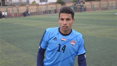 إصابة خالد الإخميمي لاعب غزل المحلة بمَزق في العضلة الأمامية