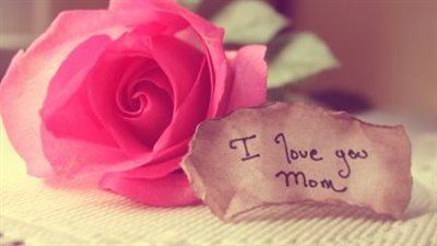 تهنئة عيد الأم بالصور.. تعلم كيف تعبر عن حبك لـ ست الحبايب