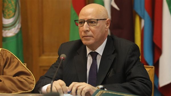  السفير أحمد رشيد