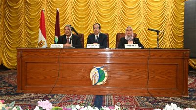 رئيس جامعة الفيوم: الشباب ثروة الأوطان وقادة المستقبل وصانعو النهضة والتنمية