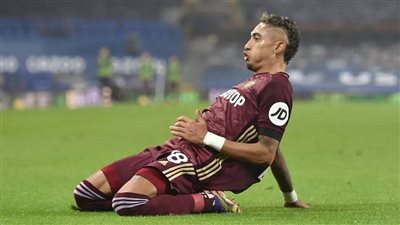 برشلونة يُقدم عرضًا رسميًا للتعاقد مع رافينيا