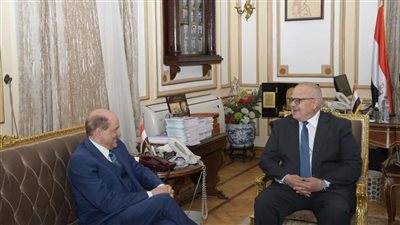 الخشت: إنشاء درجات علمية مزدوجة بين جامعتي القاهرة ووست فرجينيا 