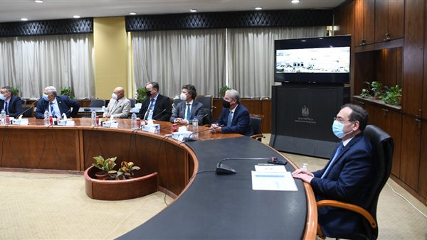 وزير البترول