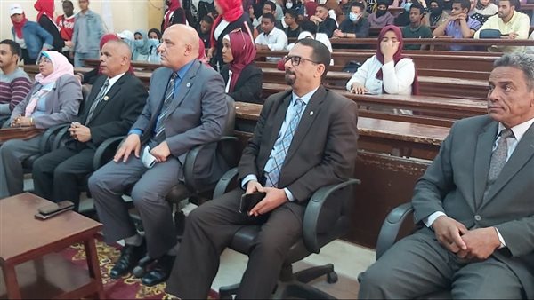 رئيس جامعة أسوان