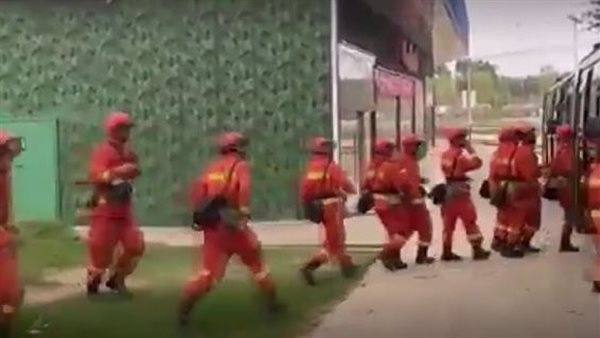 فرق إنقاذ صينية