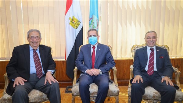 عمرو موسى وزير الخارجية