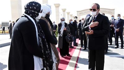 الرئيس السيسي يقدم واجب العزاء لأسرتي الراحلين الفريق عبدرب النبي حافظ والفريق فخرى عبدالمنعم خليل