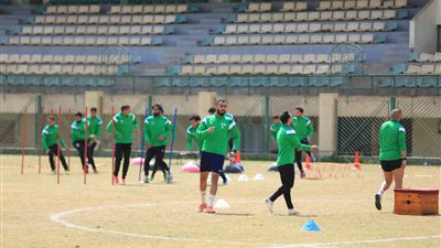 إيسترن كومباني يواجه الطلائع وديا استعدادا للدوري |صور