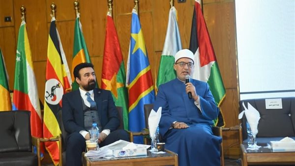 الدكتور نظير عياد