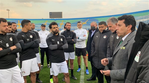 جلسة وزير الشباب