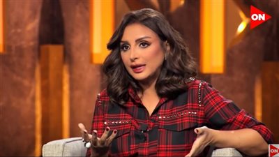 أنغام: كنت بغني لـ رياض السنباطي ومبسمعش أغاني عيال صغيرين | فيديو