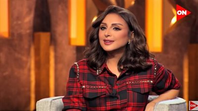 أنغام عن ذكريات تسجيلها تتر حديث الصباح والمساء: شعر رأسي كان بياكلني.. وعمار الشريعي خرج وسابني