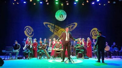 فرقة غزل المحلة للموسيقى العربية تمتع جمهور مسرح 23 يوليو بأغاني الزمن الجميل | صور