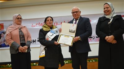 تضامن بورسعيد عن تكريم الأمهات المثاليات: الدولة تُقدر المرأة وتدعمها | صور