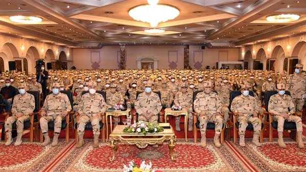 وزير الدفاع 