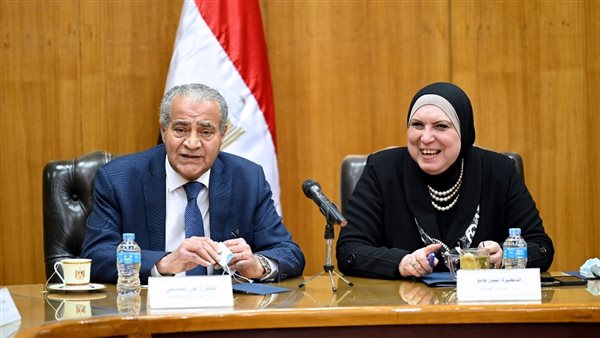 وزيرا التموين والصناعة