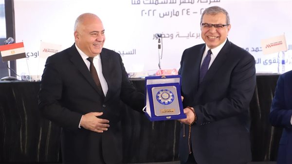 وزير القوى العاملة