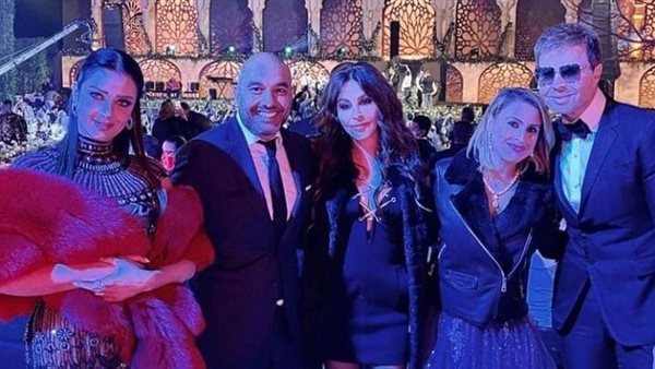 إليسا ورضوى الشربيني