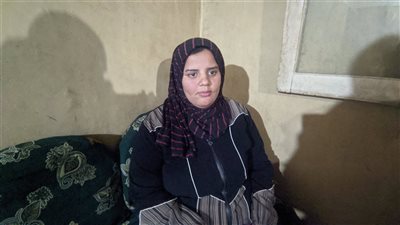 والد فتاة المنوفية المغتصبة على يد عمها: أخواتي وقفوا مع أخويا عليا