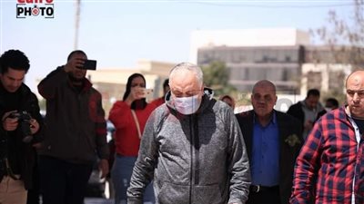 بحضور أشرف زكي ونهال عنبر.. صلاة الجنازة على الفنان أحمد حلاوة بالشيخ زايد | بث مباشر