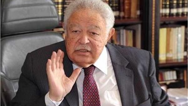 رجائي عطية نقيب المحامين