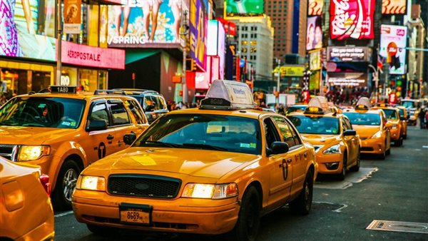 سيارات التاكسي الأصفر