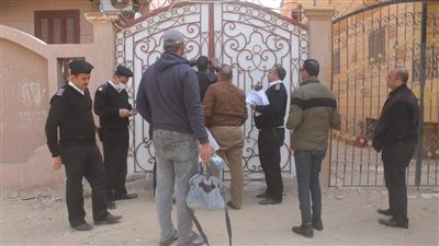 تشميع  8 محال أسفل القطع السكنية بمدينة السادات لمخالفتها شروط التخصيص 