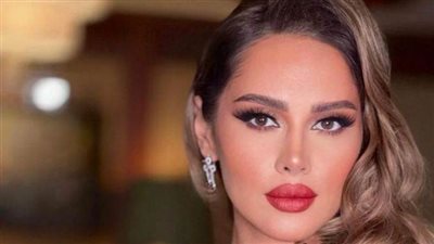 ياسمين رئيس عن منافستها لنفسها بفيلمين في السينمات: بجرب حاجات جديدة.. وفيلم الهنا اللي أنا فيه خيال