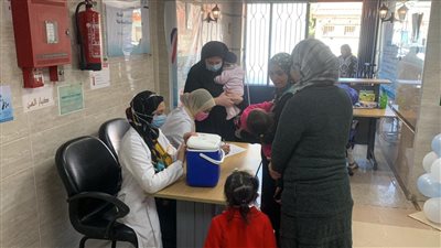 إقبال على الحملة القومية للتطعيم ضد شلل الأطفال ببورسعيد | صور وفيديو