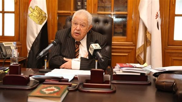 رجائي عطية نقيب المحامين