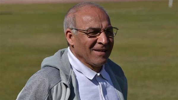 شاكر عبد الفتاح 