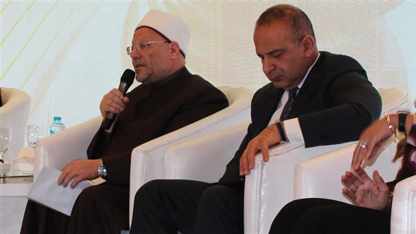  الدكتور شوقي علام