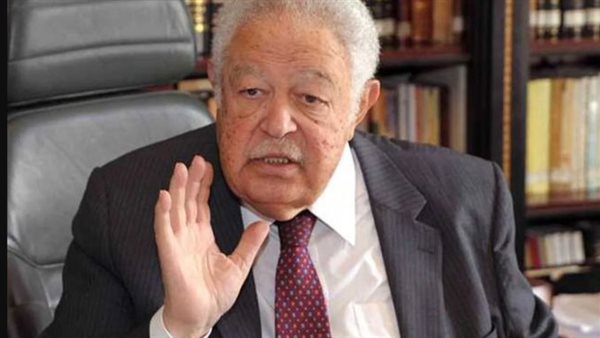  المستشار رجائي عطية