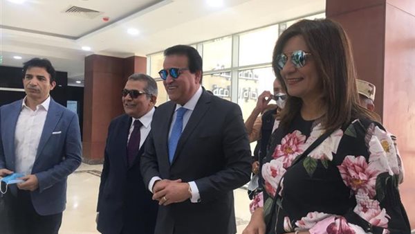 وزيرة الهجرة ووزير