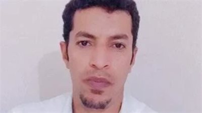 المئات من أهالي الأقصر يؤدون واجب العزاء في وفاة شاب على يد مقيم سوري بالسعودية | بث مباشر