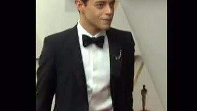 وصول النجم المصري رامي مالك لحفل توزيع جوائز أوسكار 2022