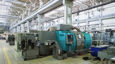 شعبة العدد والآلات: توقعات بارتفاع أسعار الماكينات الصناعية المستوردة 25 % 