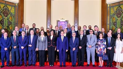 السيسي لوفد المستثمرين المصريين بالخارج: أنتم ثروة كبيرة للوطن ومصر بحاجة لكل سواعد أبنائها