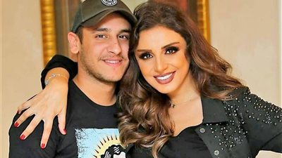 هل انتهى الخلاف بين عمر ابن أنغام وزوجها الموزع أحمد إبراهيم؟ (صورة)