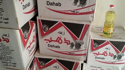 “مباحث التموين”: ضبط صاحب محل خزن كميات كبيرة من المواد الغذائية مجهولة المصدر (صورة)