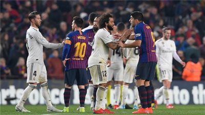 كواليس تأجيل كلاسيكو الأرض بين برشلونة وريال مدريد.. ماركا تكشف الموعد الجديد
