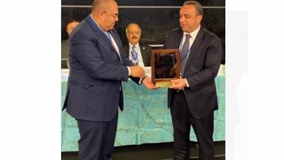 اتحاد المصارف العربية يكرم محمود محيي الدين النائب الاول لرئيس البنك الدولي