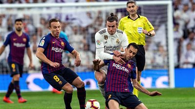 ريال مدريد يسير على خطى برشلونة ويقترح 18 ديسمبر موعدًا للكلاسيكو (بيان)