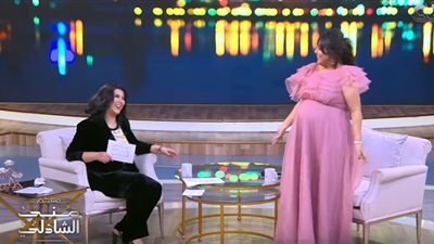 مي كساب: رفضت ارتداء ملابس الإغراء في “الطيب والشرس واللعوب” (فيديو)