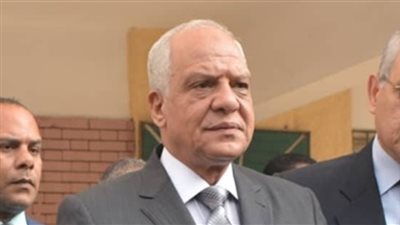 بعد تردي أحوال النظافة بالمحافظة.. اللواء أحمد راشد يوقف التعاقد مع شركات الجمع السكني