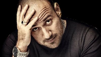 الحكومة الإماراتية تقيم عزاء 3 ليالي لوالد الفنان أحمد مكي