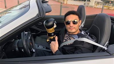 في أول ظهور تليفزيوني.. المقاول محمد علي ضيفاً على “بي بي سي” (فيديو)