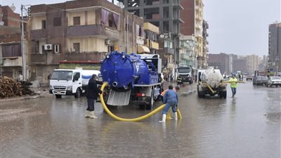 محافظة القاهرة تنشر أرقام غرف عمليات الأحياء للإبلاغ عن تراكمات مياه الأمطار